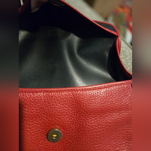 Dior Red and Gold Crossbody Bag with Grained Leather & Dior Earrings. - Picture 11 of 16